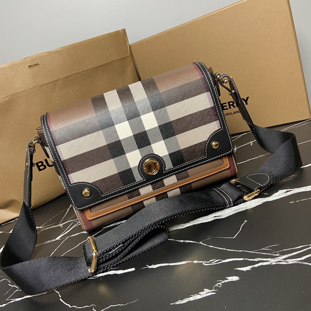 Burberry_Crossbody_Bag-2